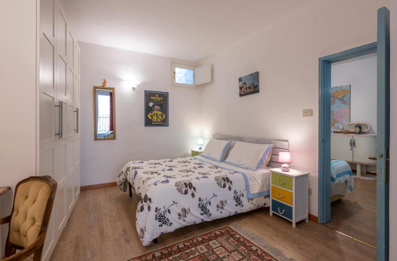 Il Nido Del Canterino Perugia Exteriör bild